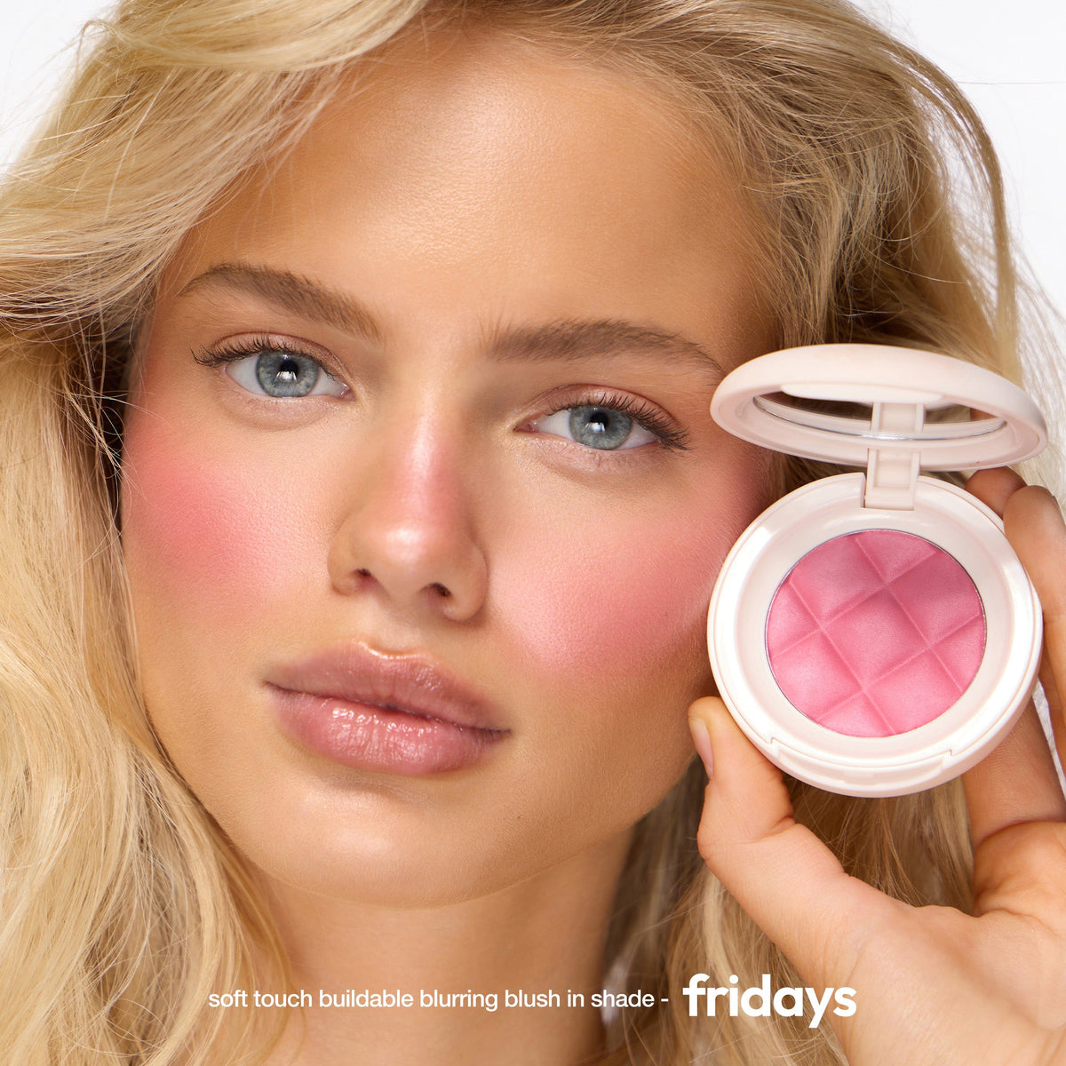 BlurBloom™ Soft-Focus Cream Powder Blush