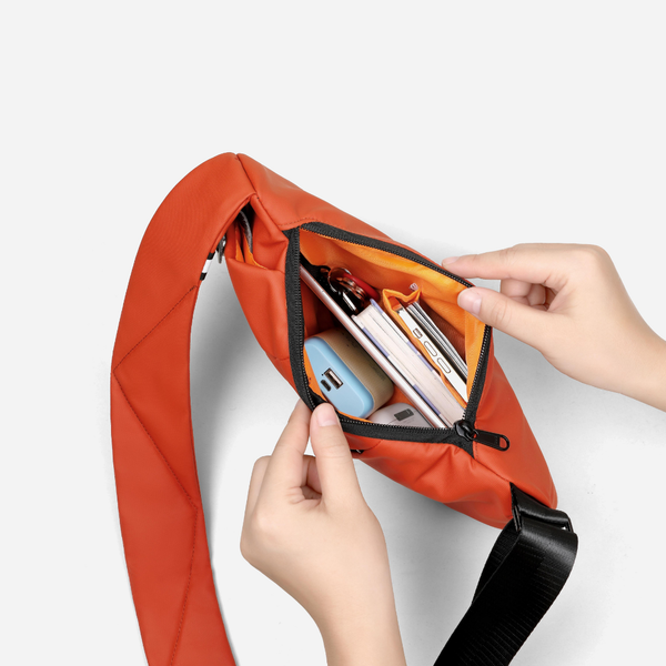 The Slim Carry 2 – Secure Everyday Crossbody With Smart Organization