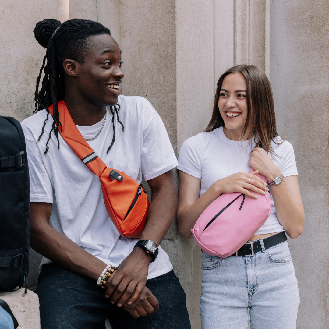 The Slim Carry 2 – Secure Everyday Crossbody With Smart Organization