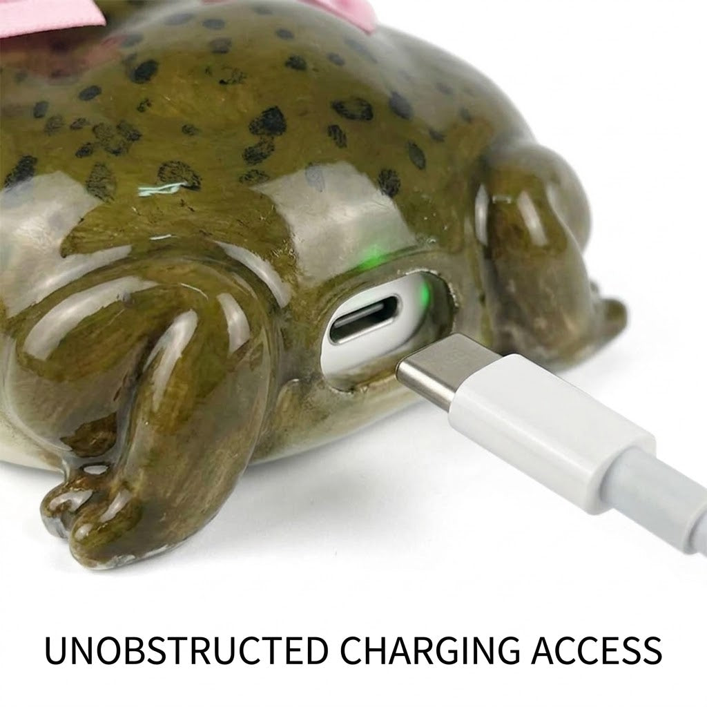 FrogPod™ 3D Frog-Shaped Earbud Case