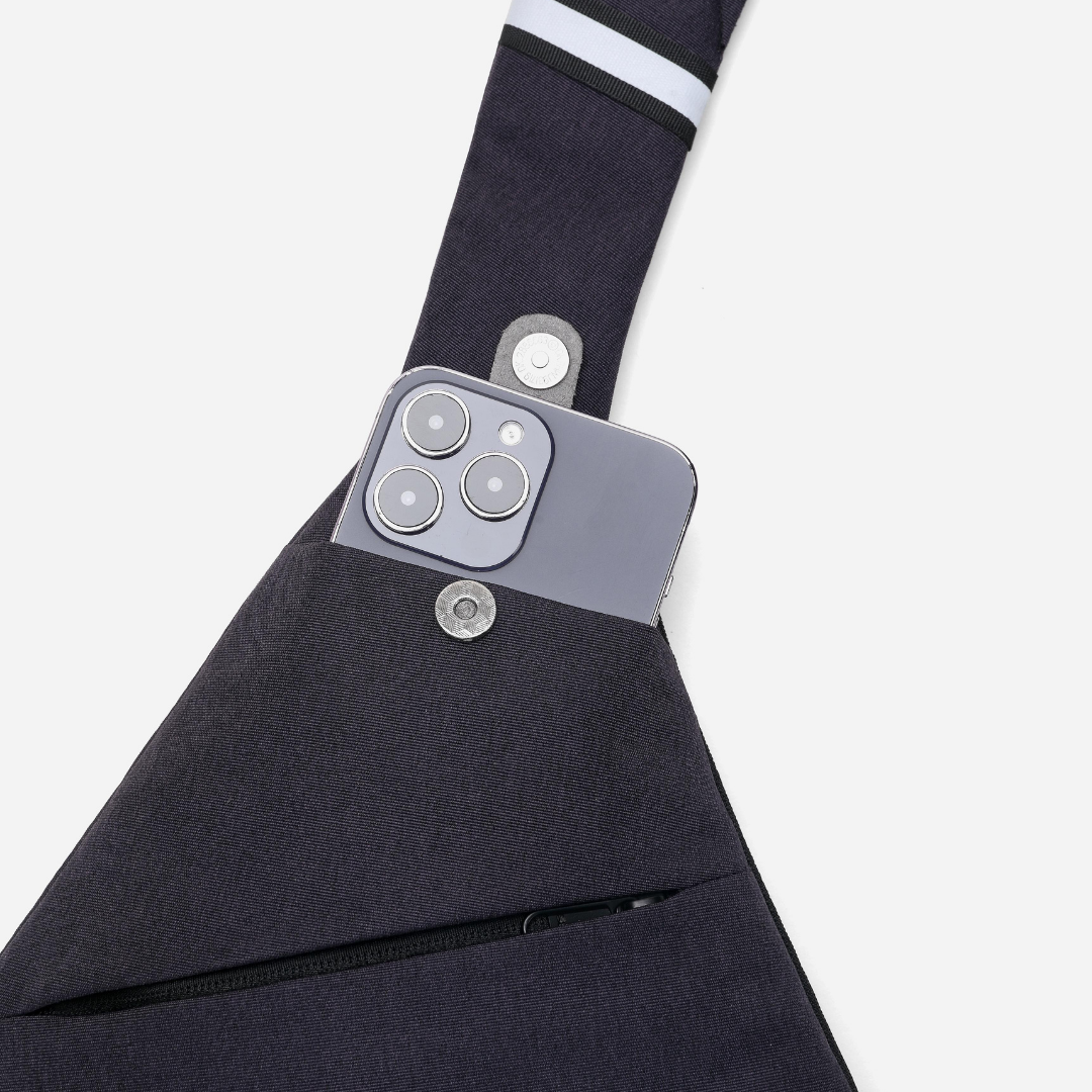 The Slim Carry 2 – Secure Everyday Crossbody With Smart Organization