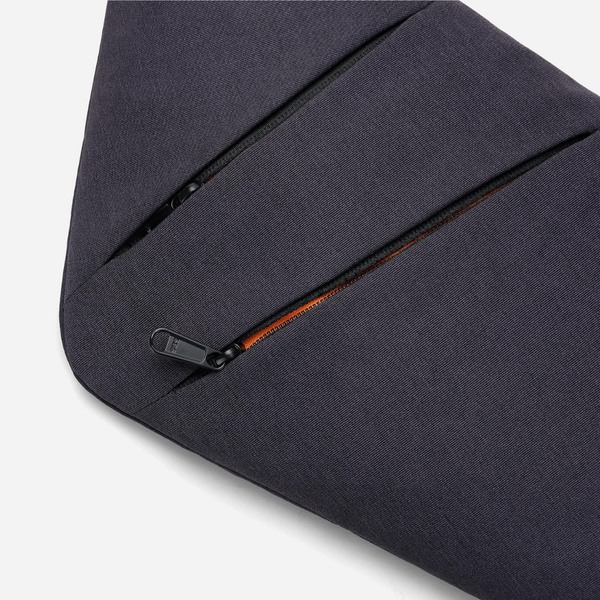 The Slim Carry 2 – Secure Everyday Crossbody With Smart Organization