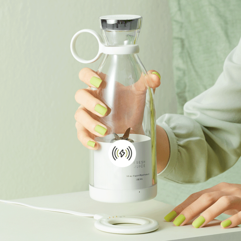 BlendGo™ Bottle | Fresh Smoothies Anywhere