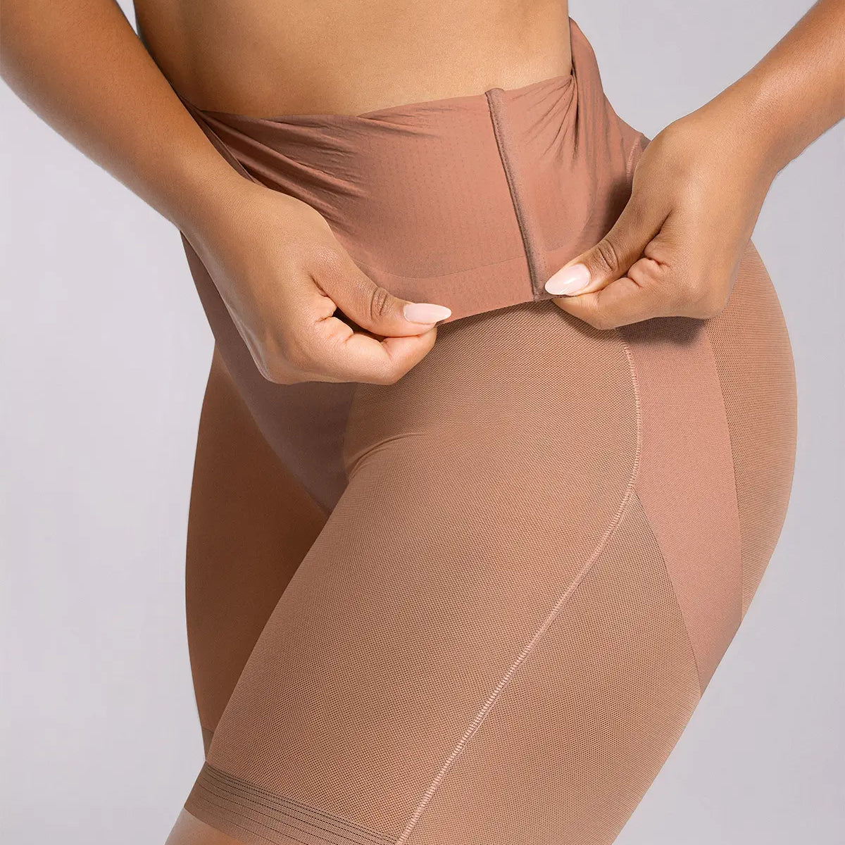 BOOT-YEAH™ MeshSmooth™ High-Waisted Mid Thigh Short