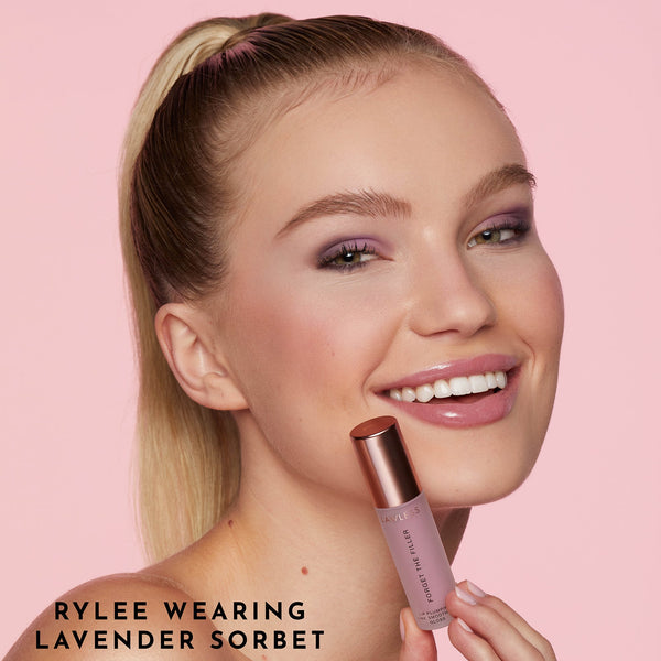 PlumpLuxe™ Volumizing Lip Treatment Gloss