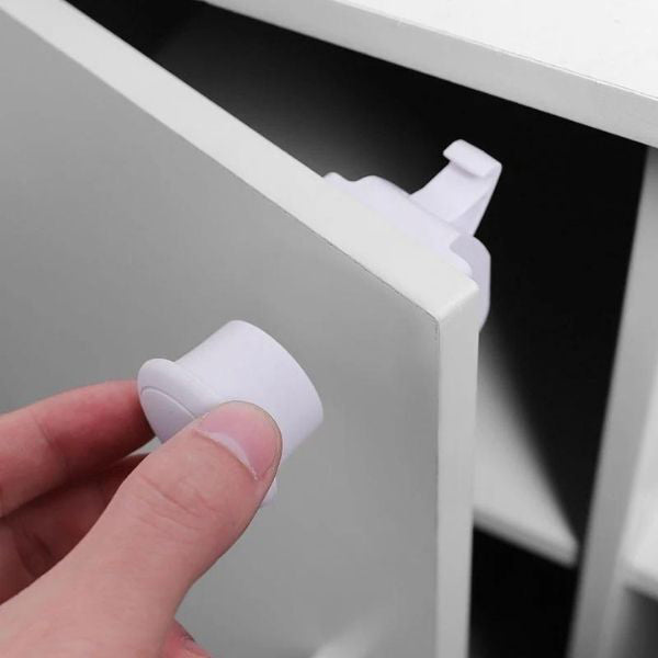 Magnetic Cabinet Locks (4 Pieces) | MAGCLASP™