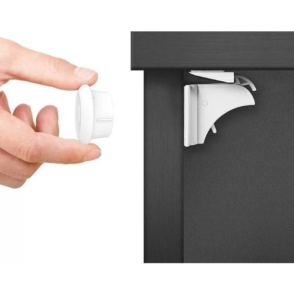 Magnetic Cabinet Locks (4 Pieces) | MAGCLASP™