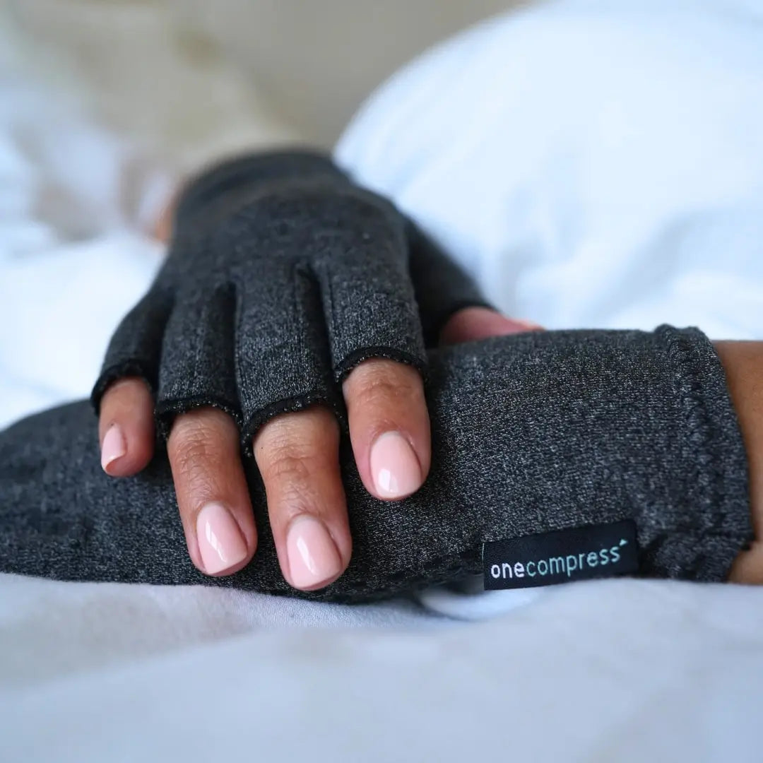 Flexora™ Compression Therapy Gloves