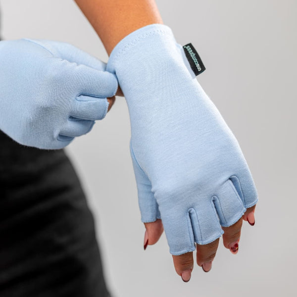 Flexora™ Compression Therapy Gloves