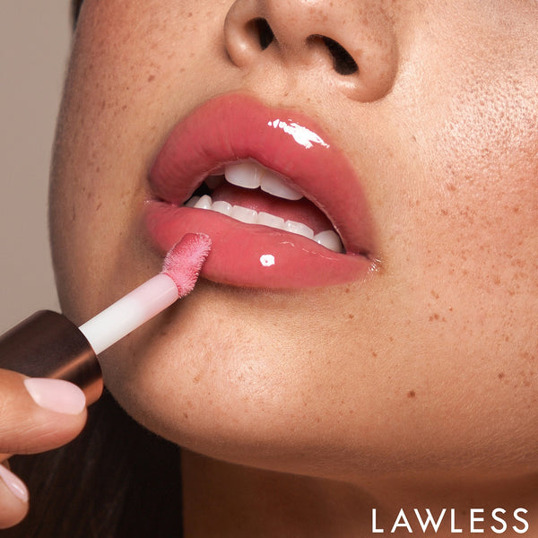 PlumpLuxe™ Volumizing Lip Treatment Gloss