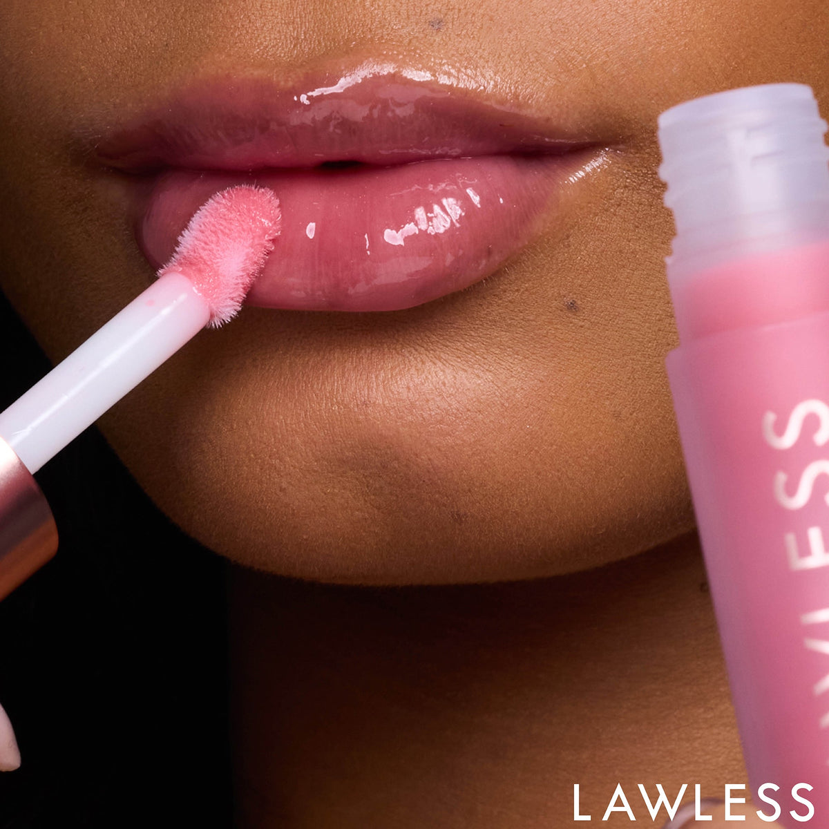 PlumpLuxe™ Volumizing Lip Treatment Gloss