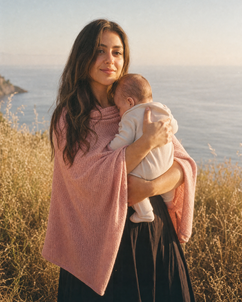 Pure Cotton Nursing Cover Ensures Comfortable Private Feeding